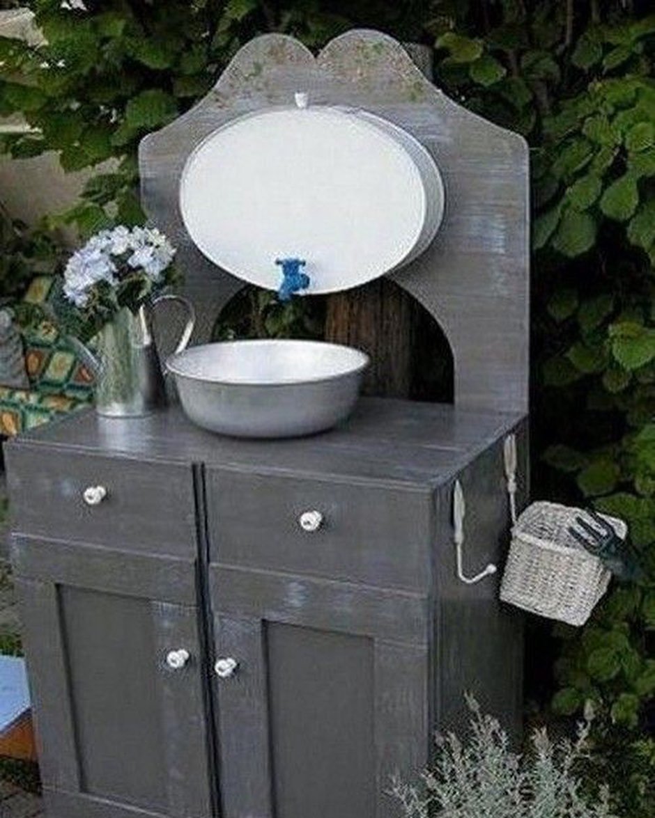 Уличная раковина для дачи