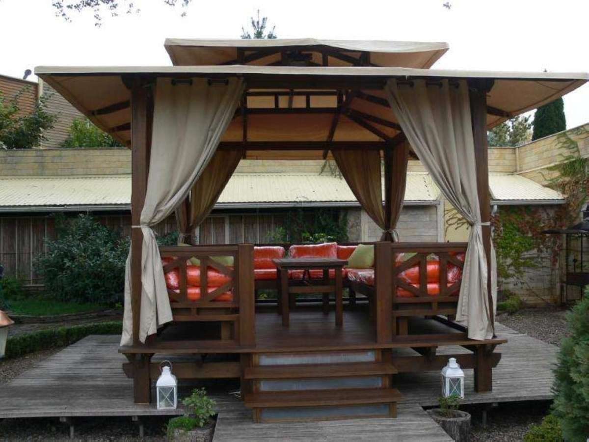 Беседка в японском стиле