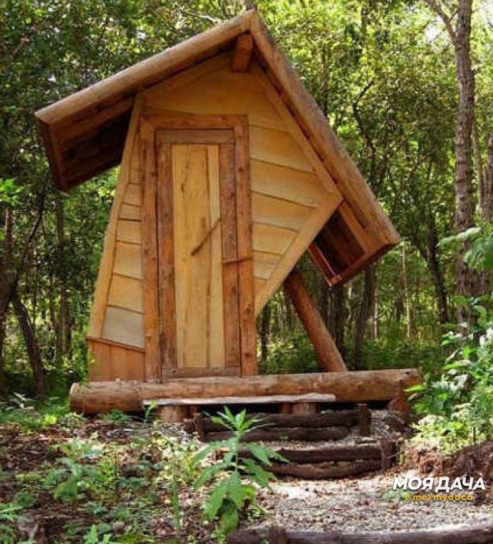 Дачный уличный туалет