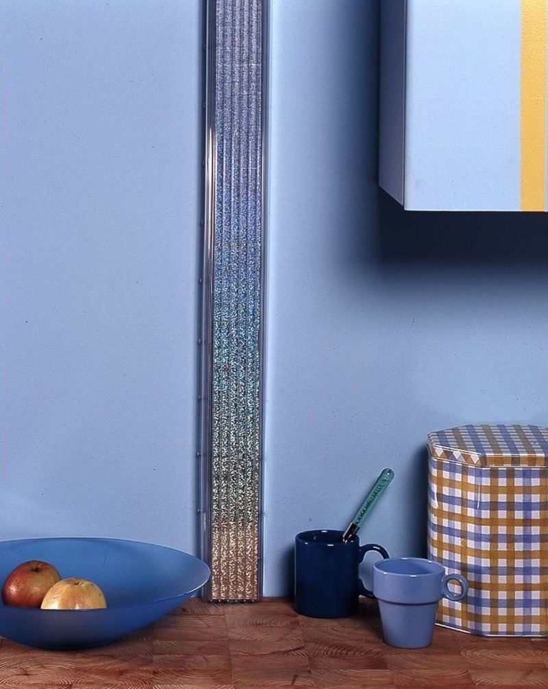 Декор трубы отопления на кухне