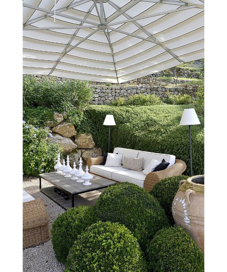 Лаунж зоны на дачном участке