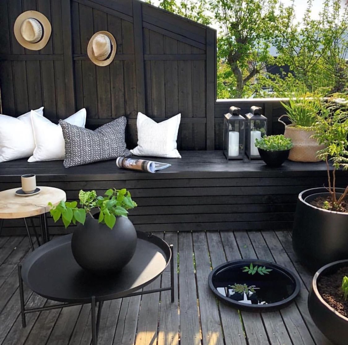 Лаунж зона на террасе