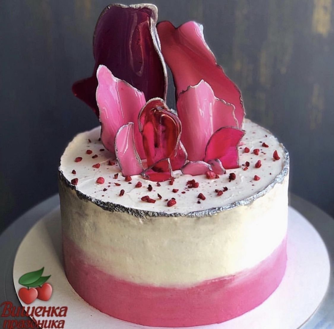 Торт с цветами из изомальта