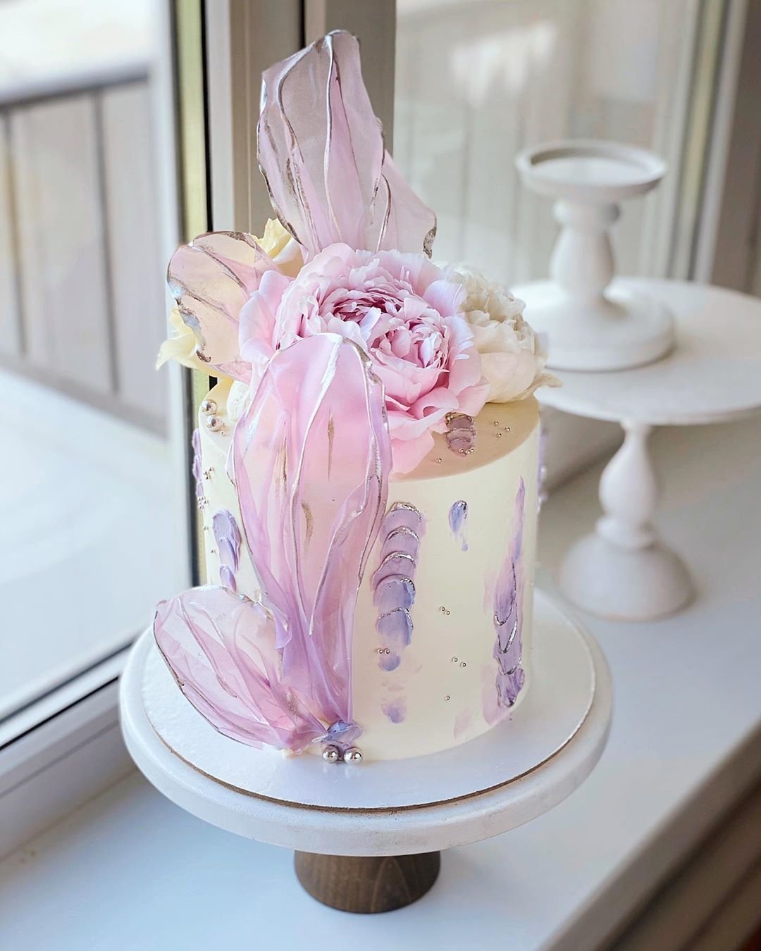 Декор из рисовой бумаги для торта