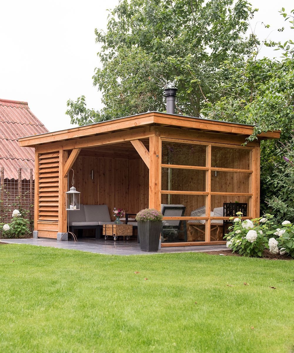 Беседка с барбекю