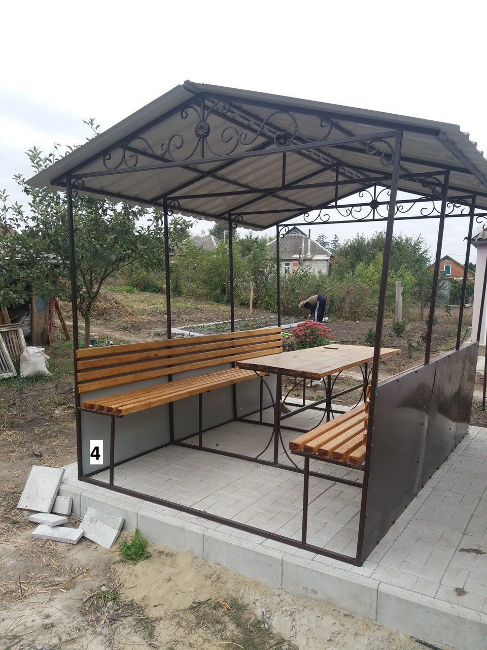 Беседка из металла