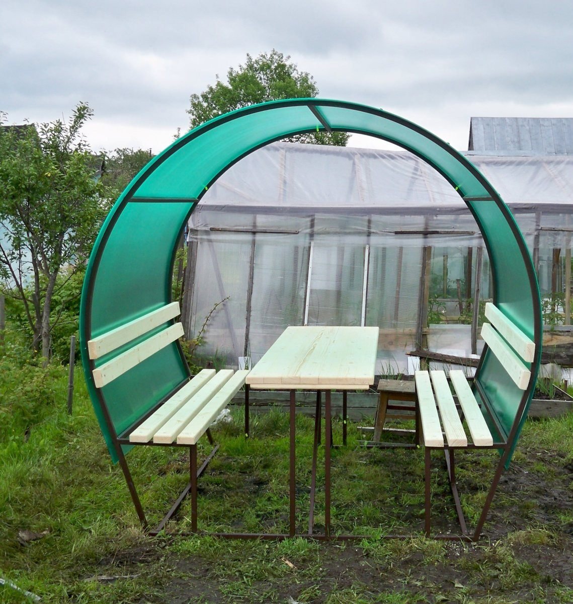 Беседка из поликарбоната