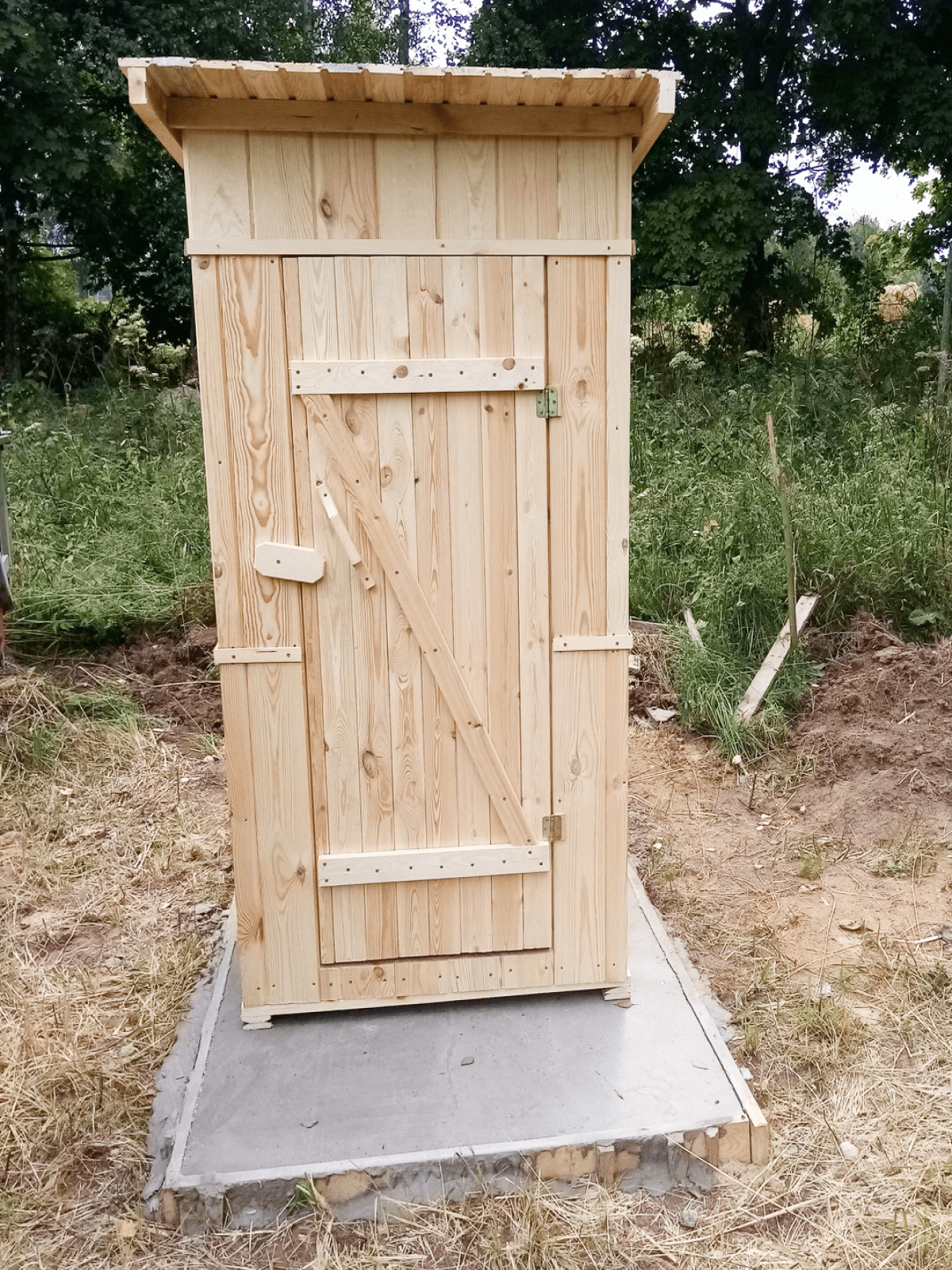 Туалет дачный