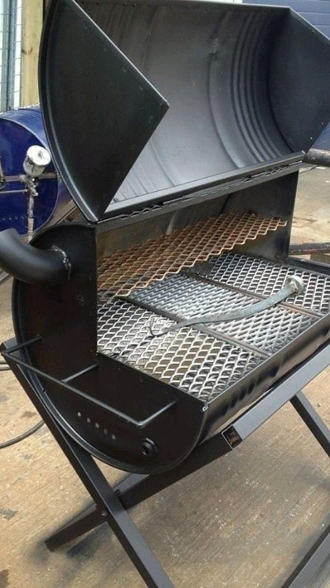 Барбекю из бочки 200