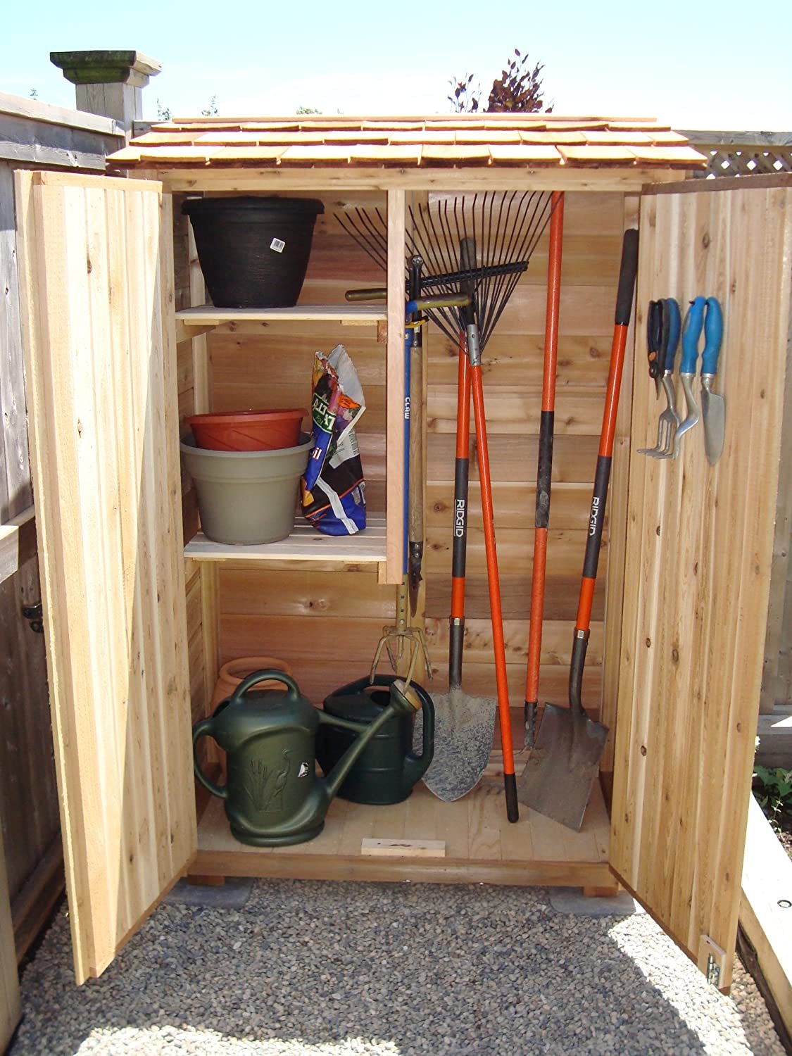 Сарайчик для садового инвентаря