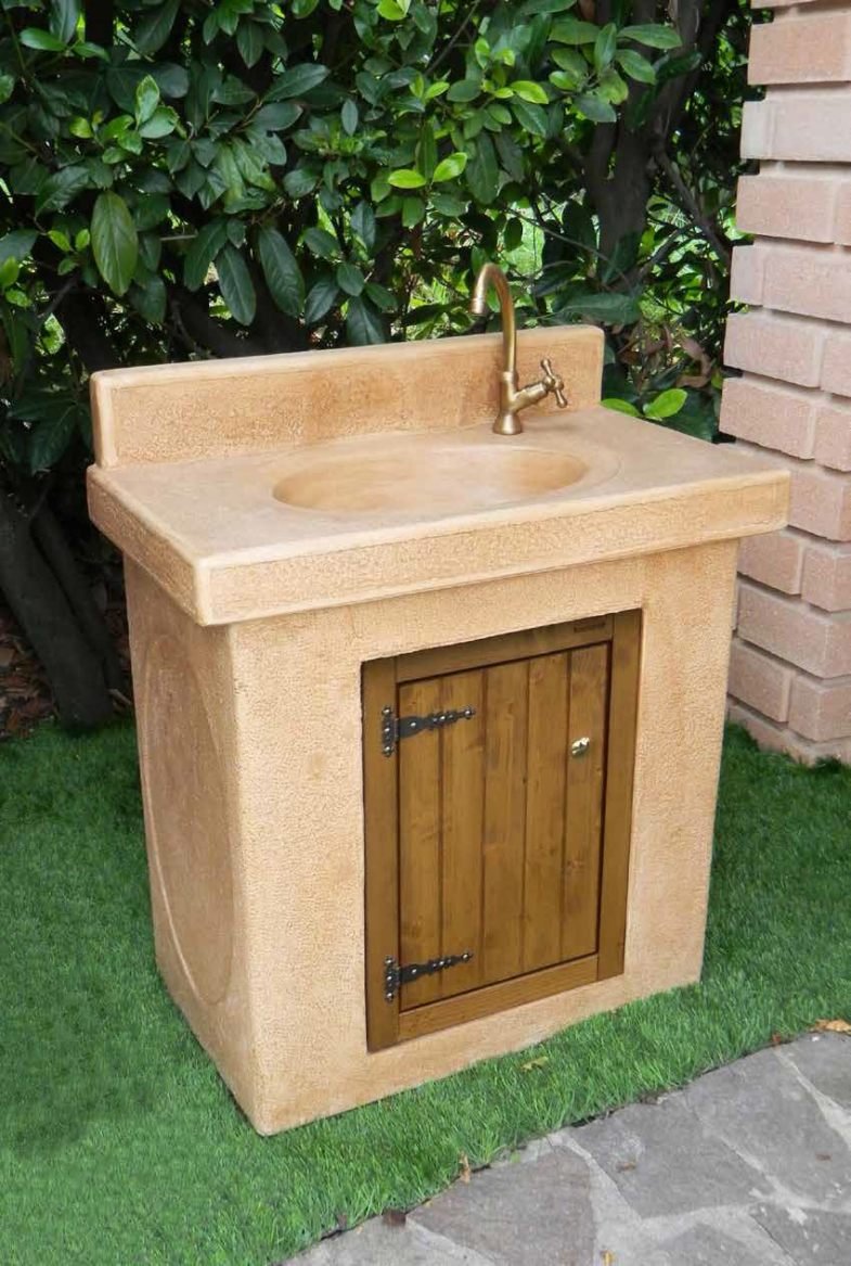 Уличный умывальник для дачи