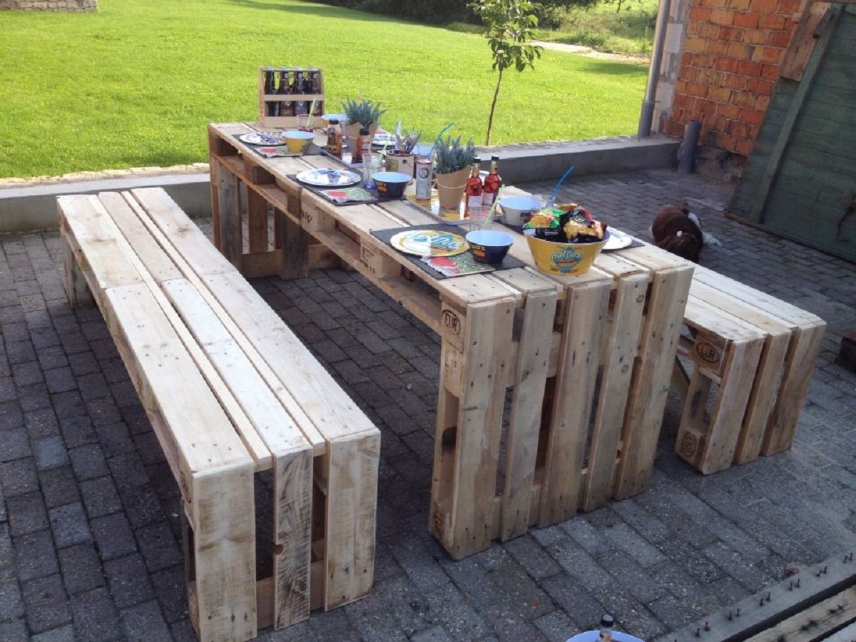 Мебель из паллет для дачи