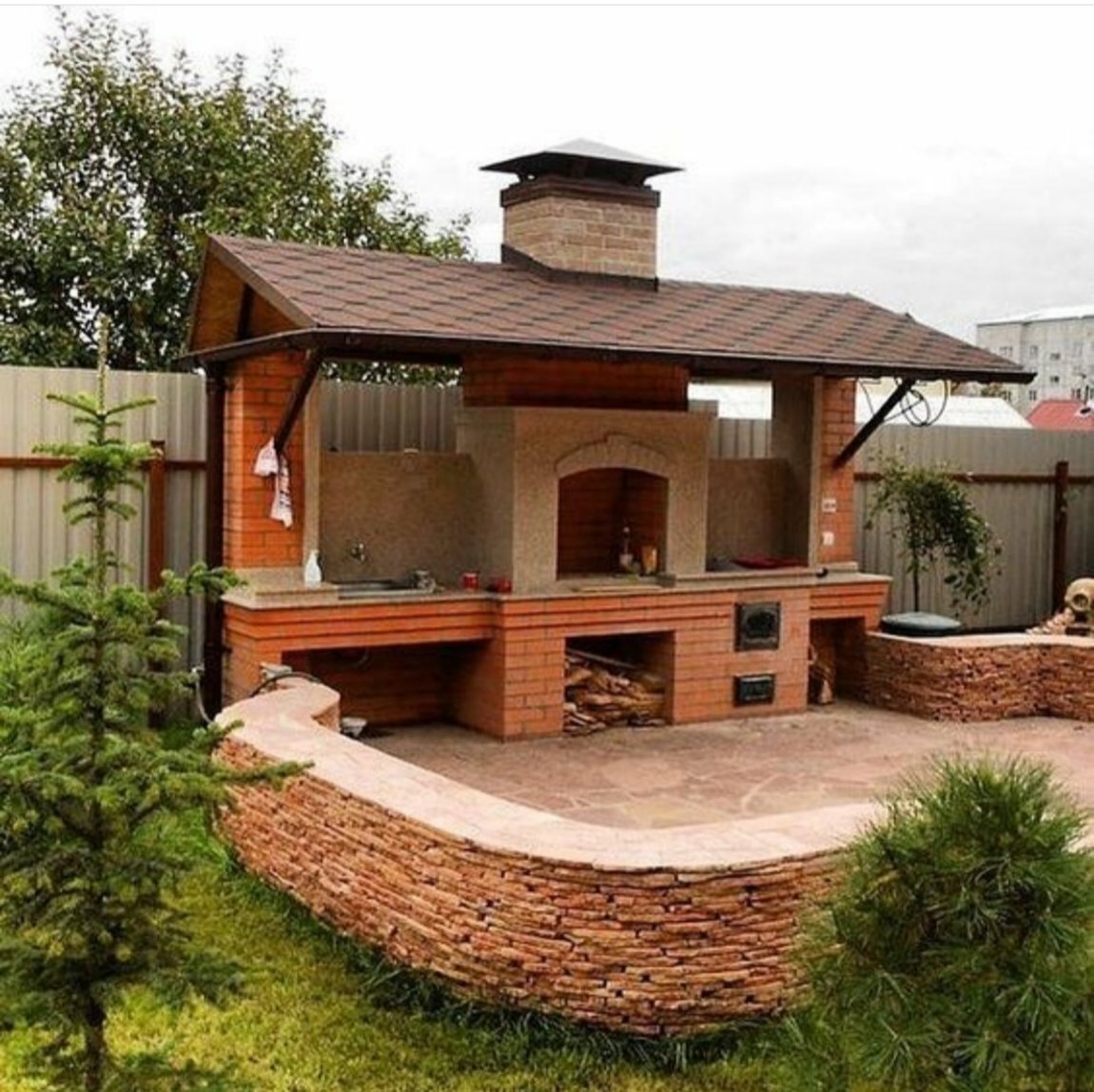 Пергола с барбекю и мангалом