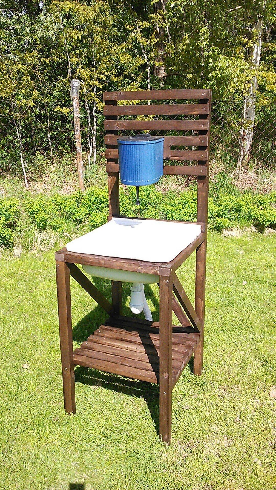 Умывальник дачный уличный