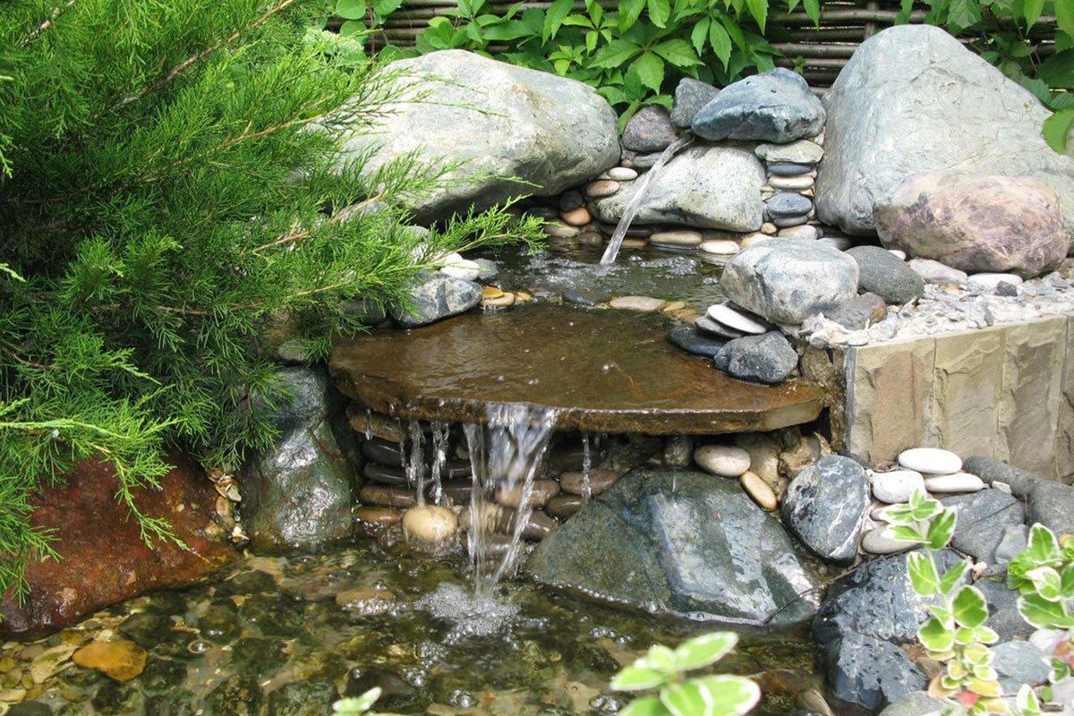 Водопад-фонтан Ручеек садовый