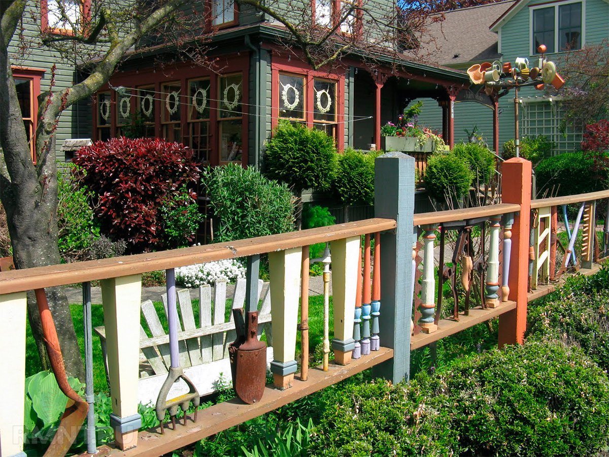 Забор на дачном участке