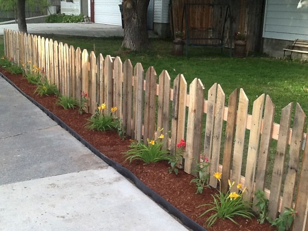 Деревянный забор для огорода