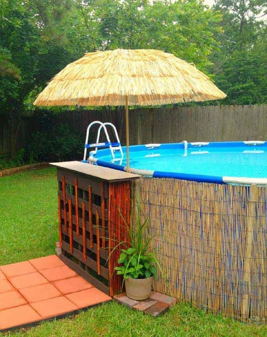 Каркасный бассейн на даче