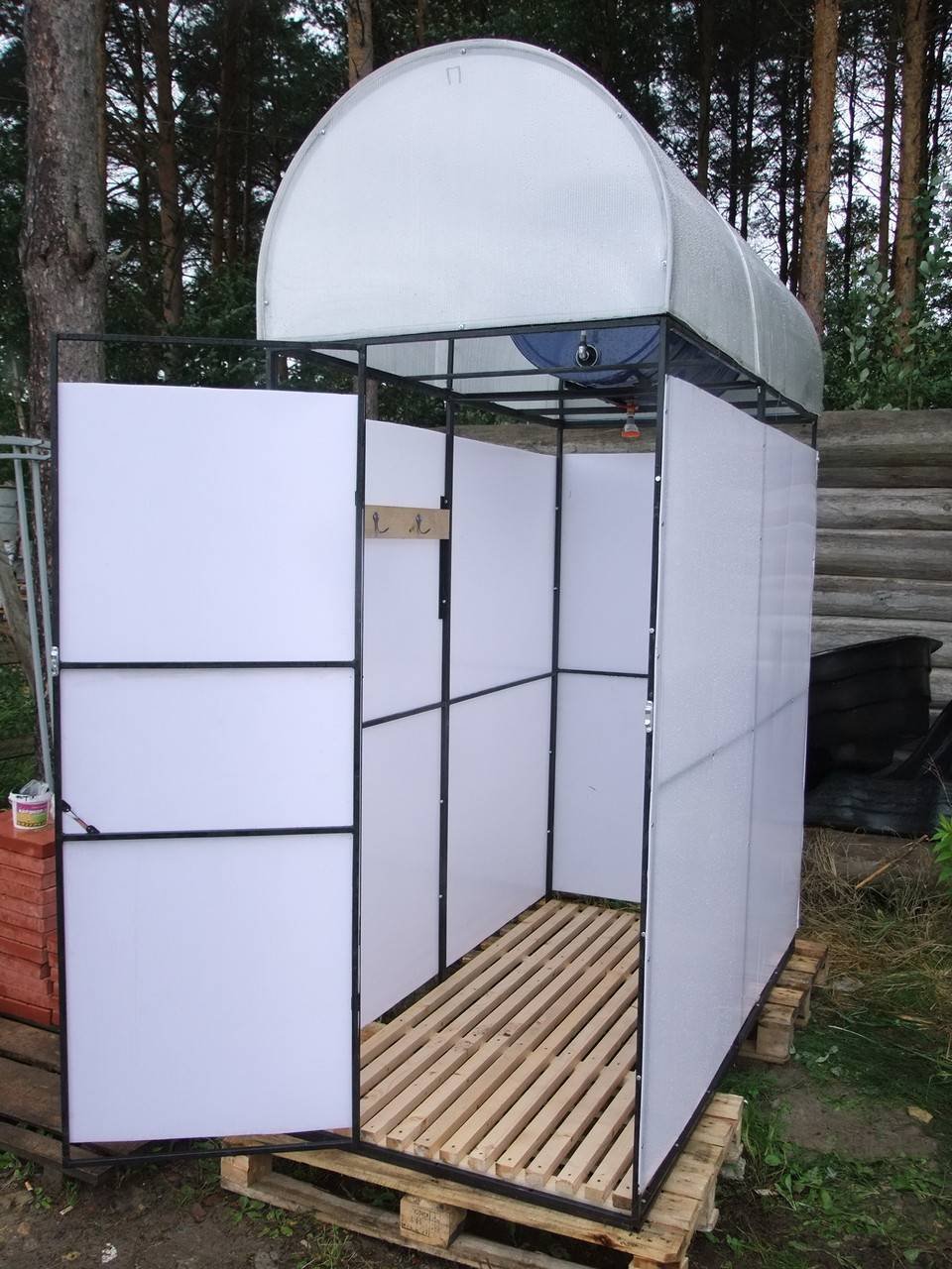 Душевая кабина с баком для дачи Агросфера