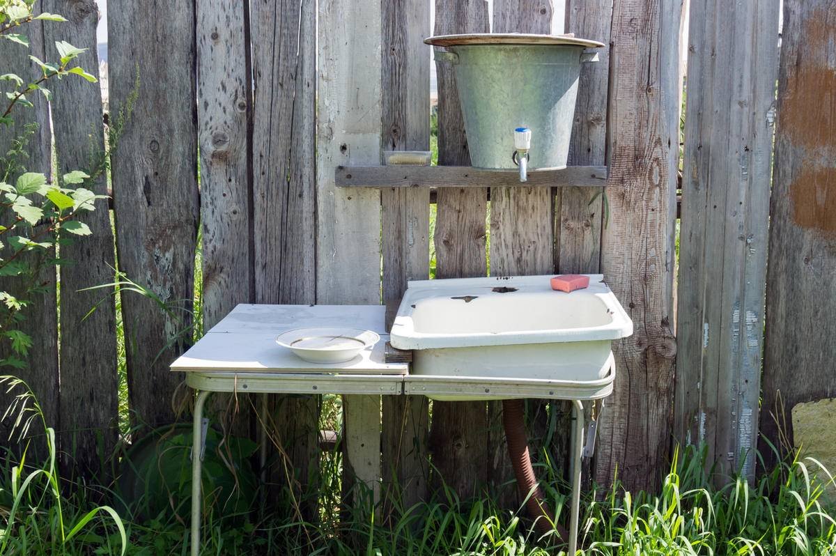 Рукомойник для дачи