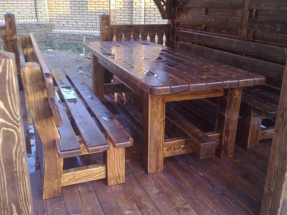 Стол в беседку из дерева