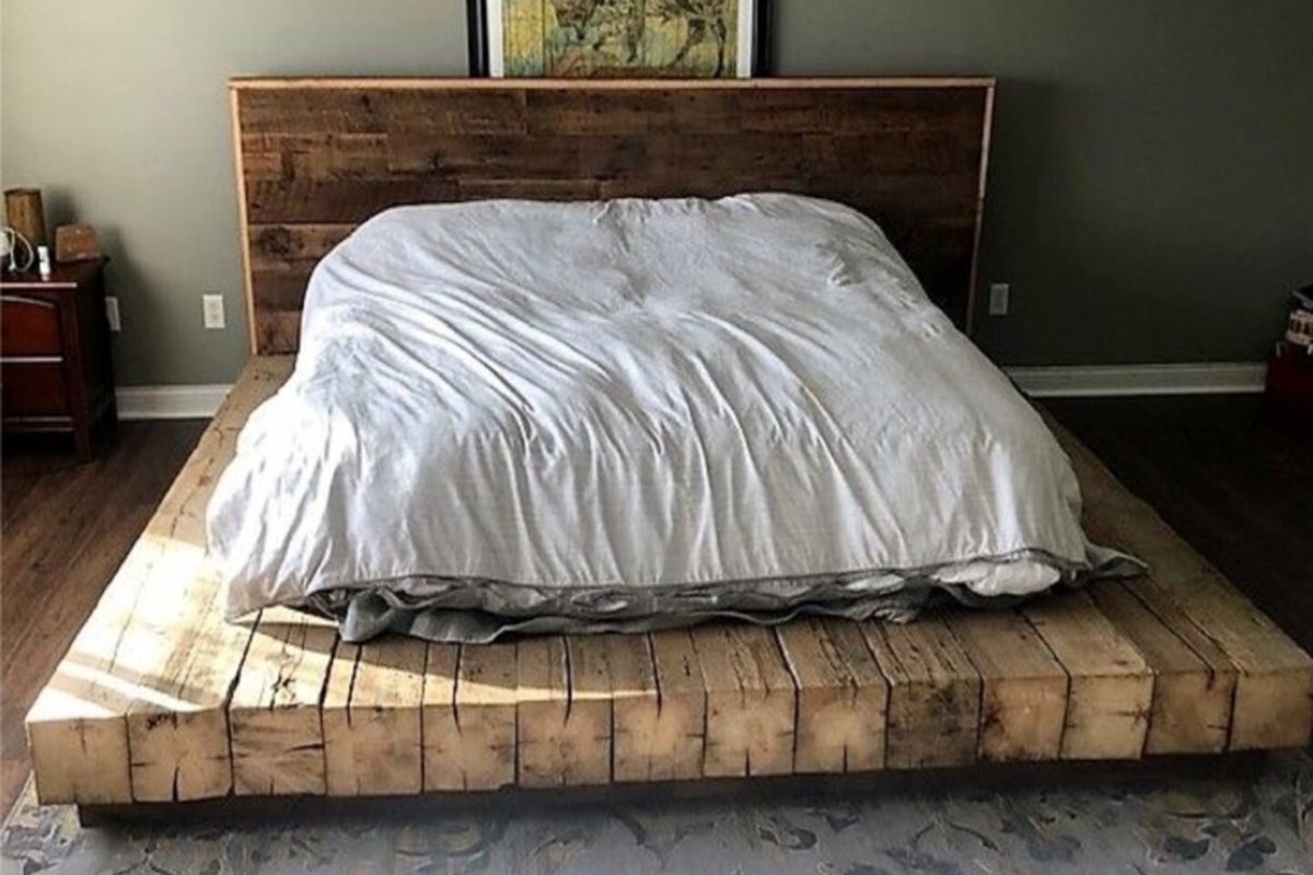 Кровать из бруса