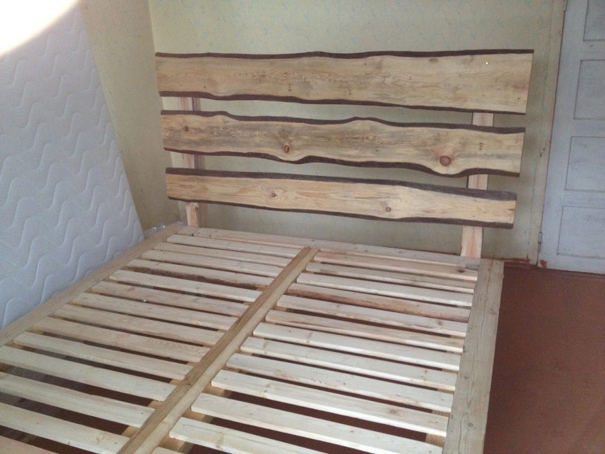 Кровать из горбыля