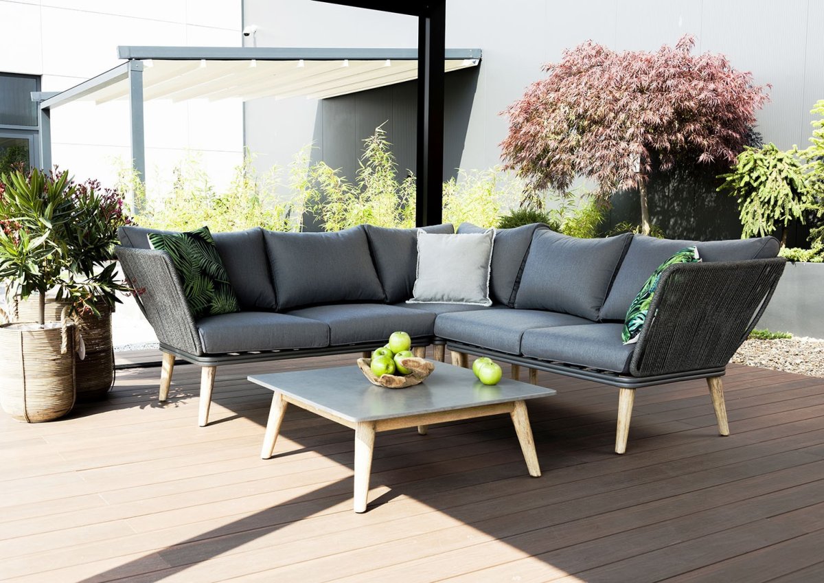 Садовый диван