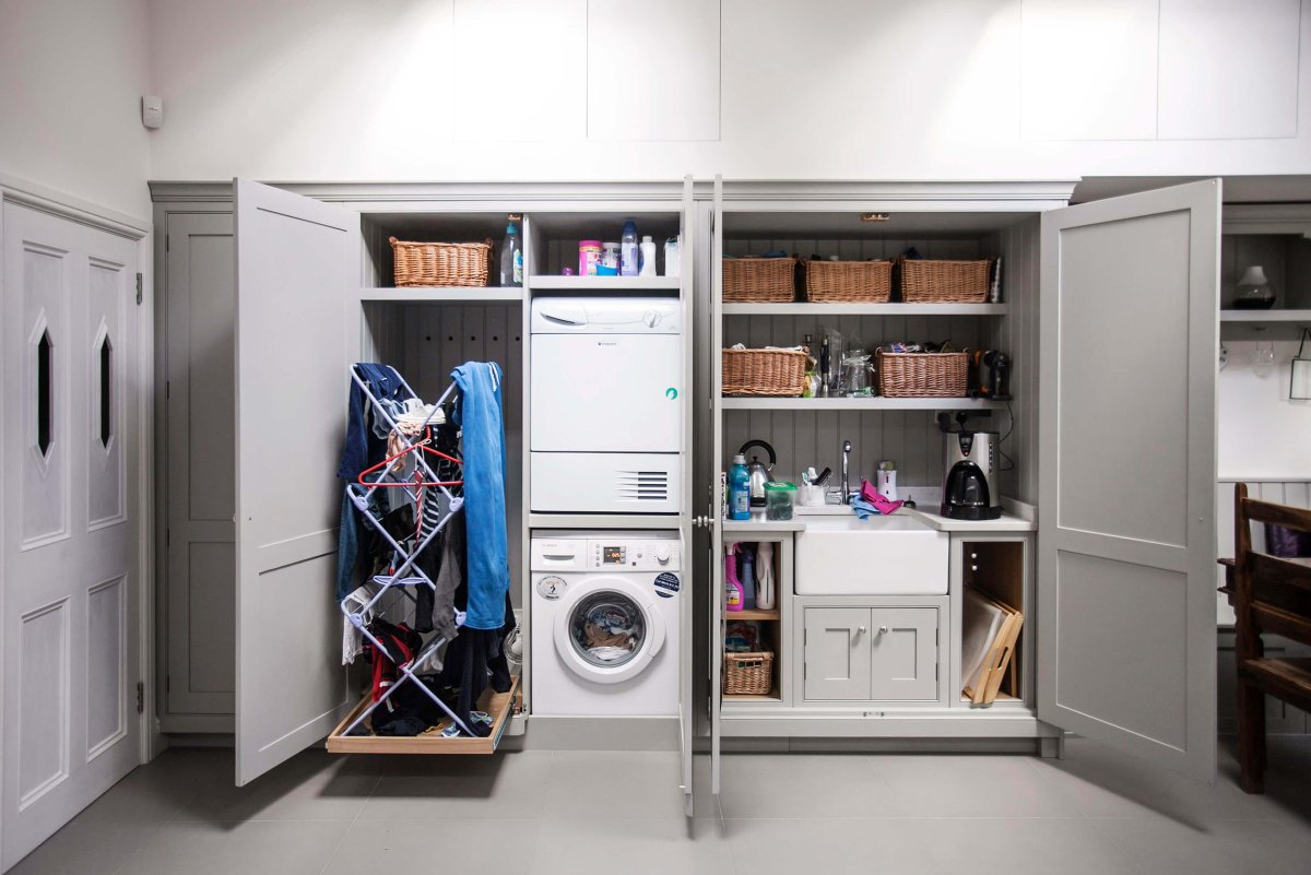 Постирочная кладовая комната