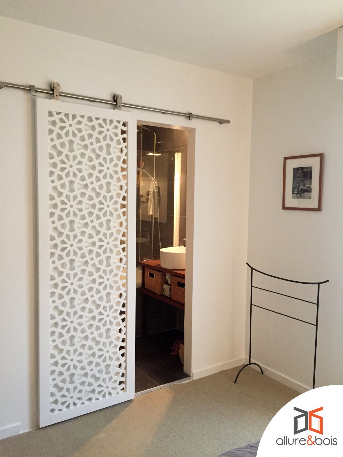 Раздвижные двери для зонирования комнаты