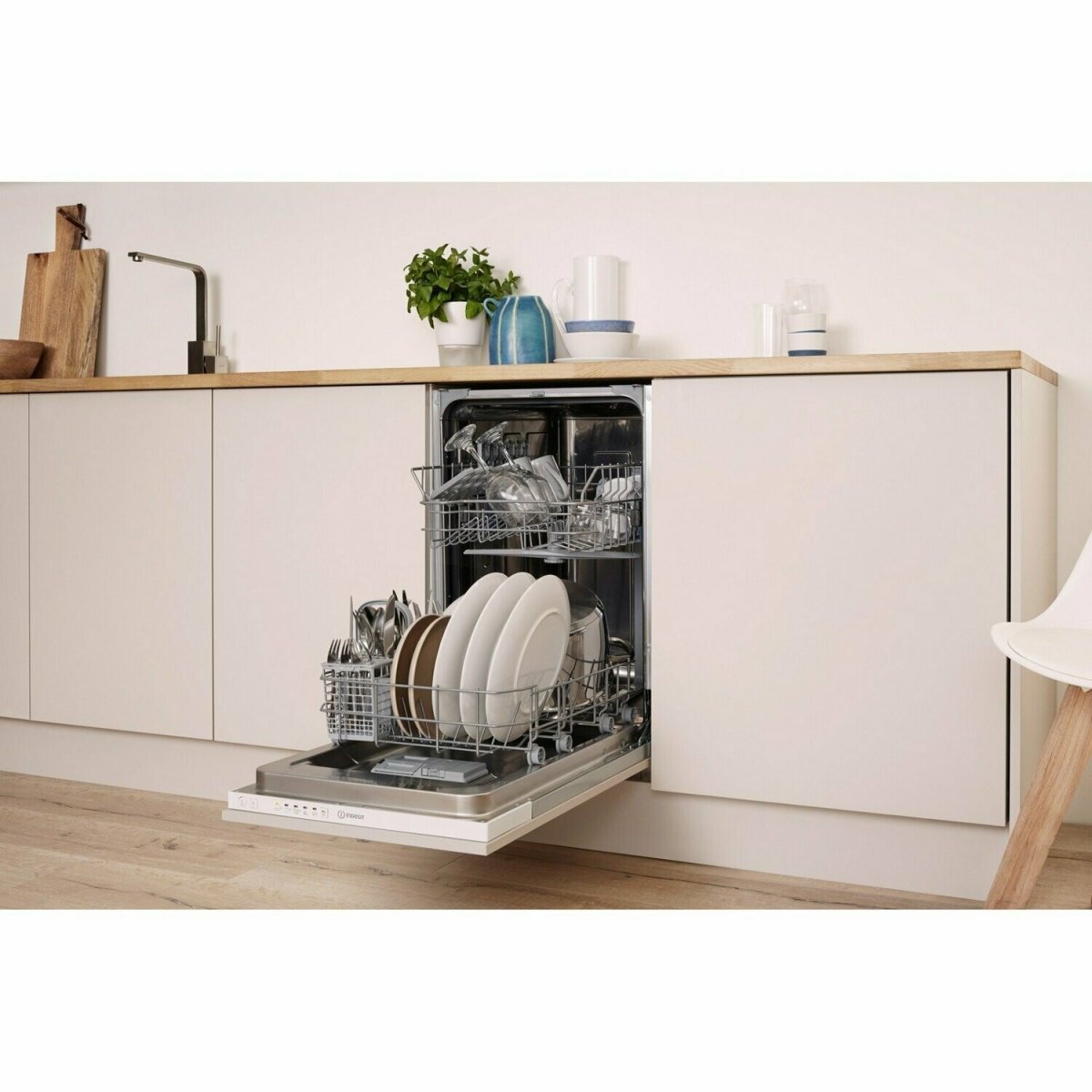 Indesit dsie 2b10