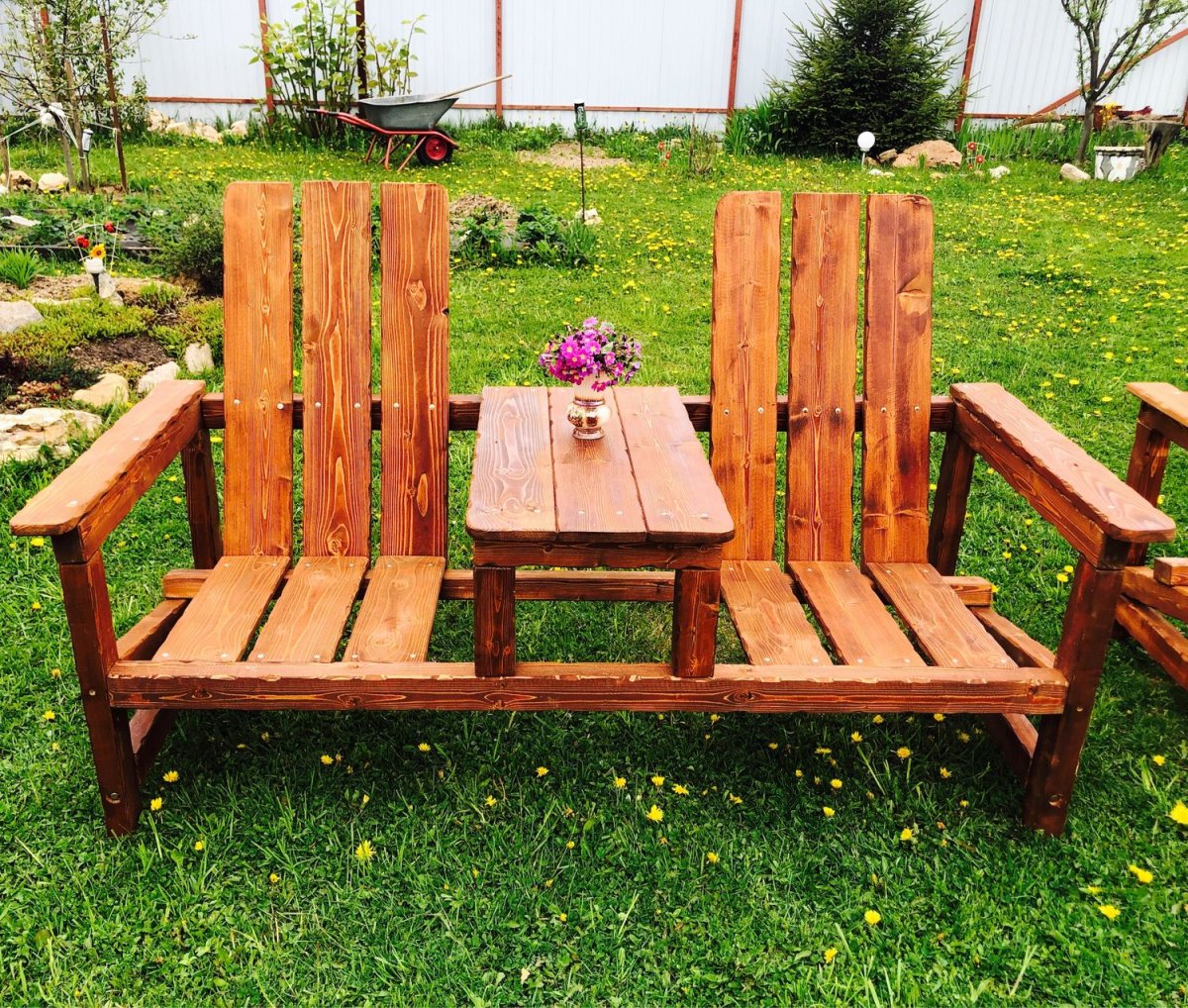 Лавочка со столиком для дачи