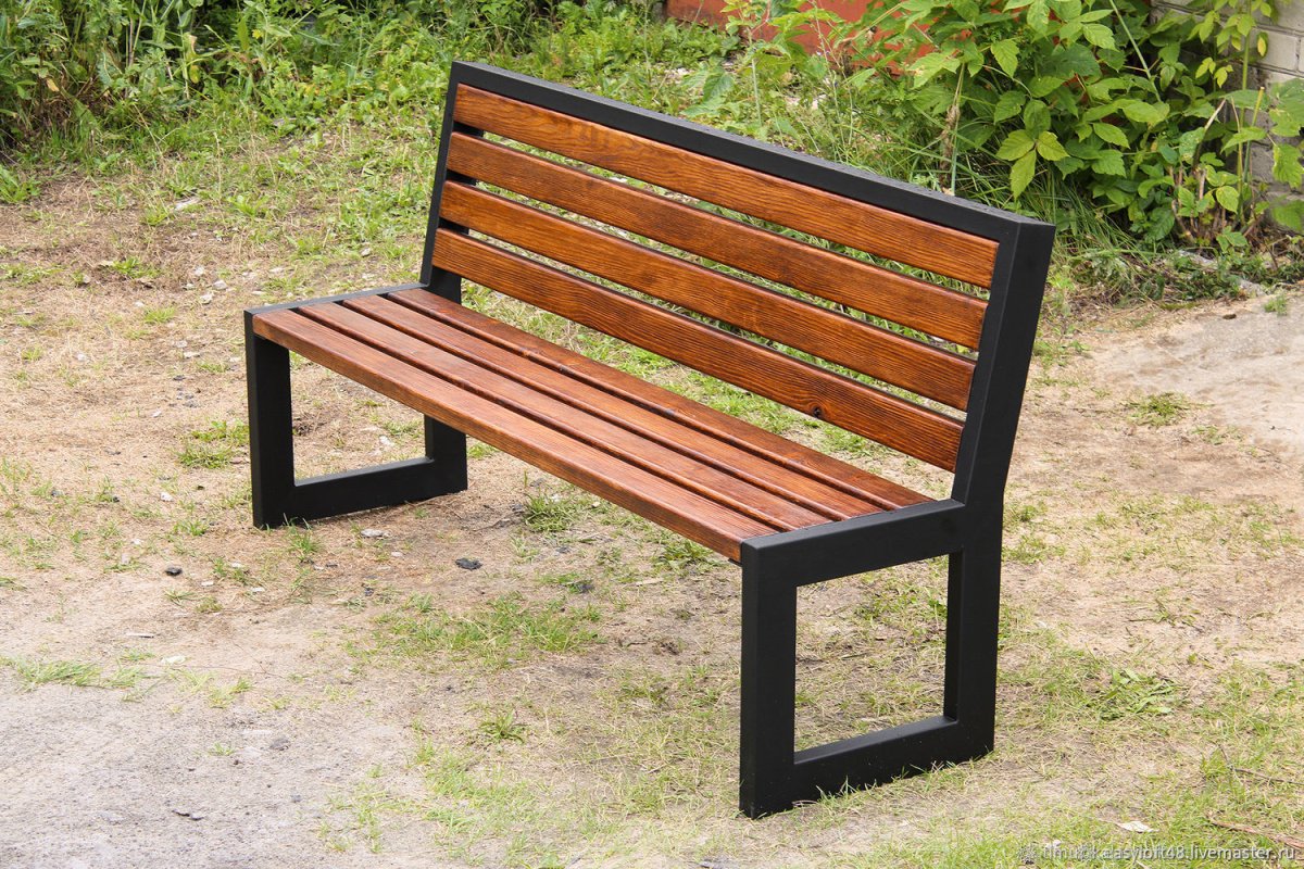 Скамейка со спинкой