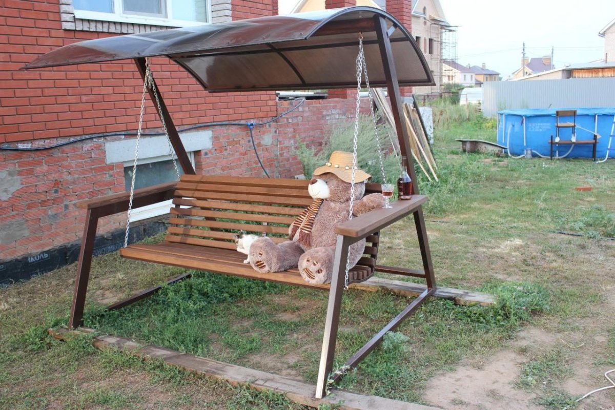 Садовые качели из профильной трубы