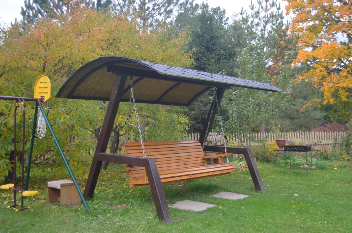 Садовые качели из круглой трубы