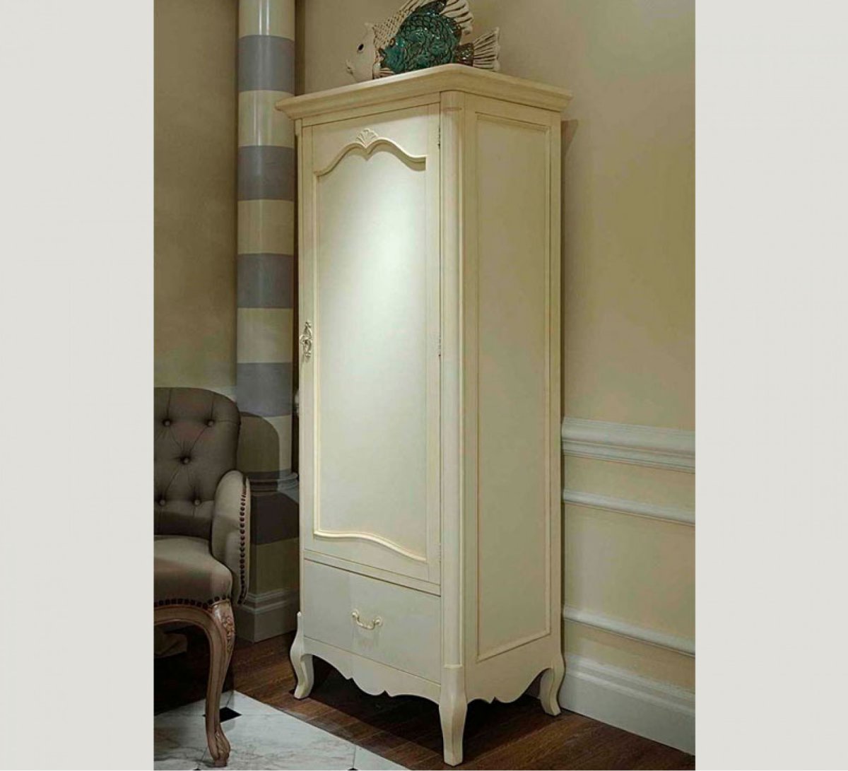 Платяной шкаф однодверный