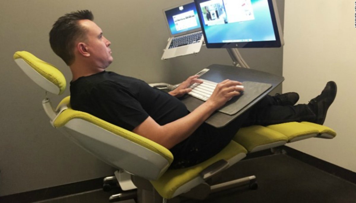 Офисное кресло Altwork Station