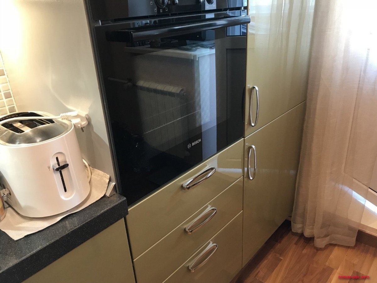 Встроенный духовой шкаф электрический кухонный