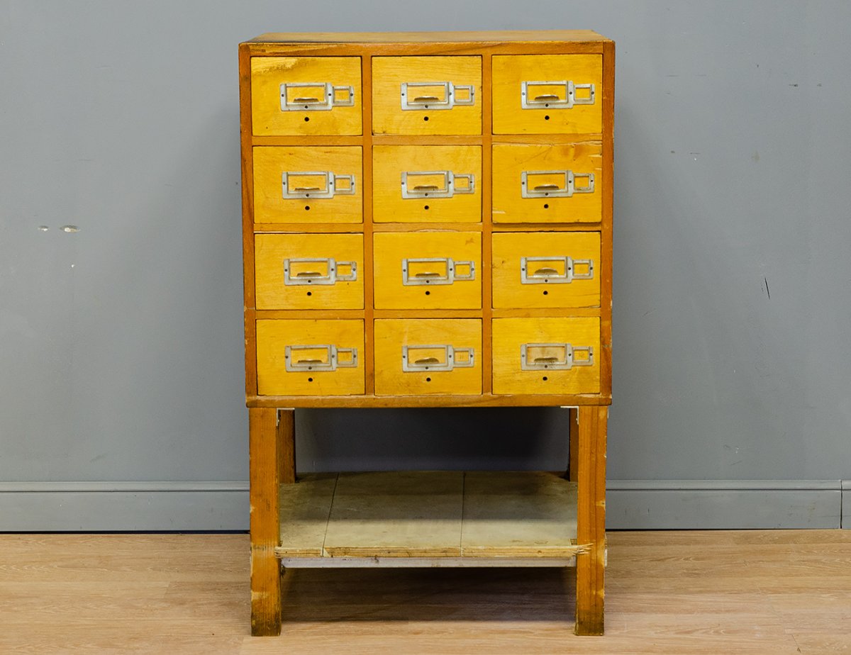 Картотека на высоких ножках