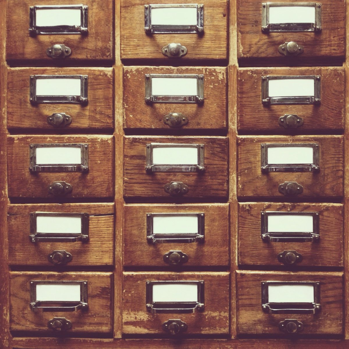 Картотечный шкаф