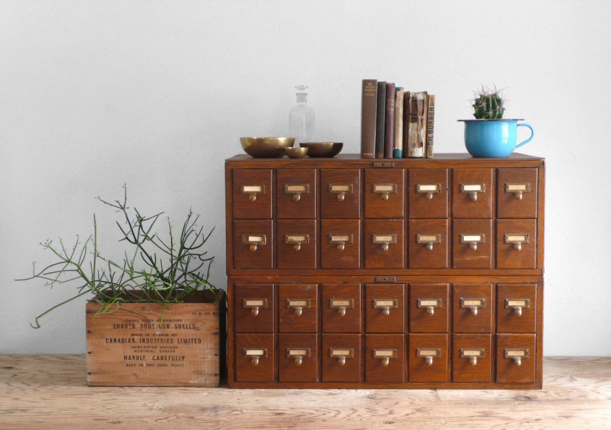 Шкаф картотека в интерьере