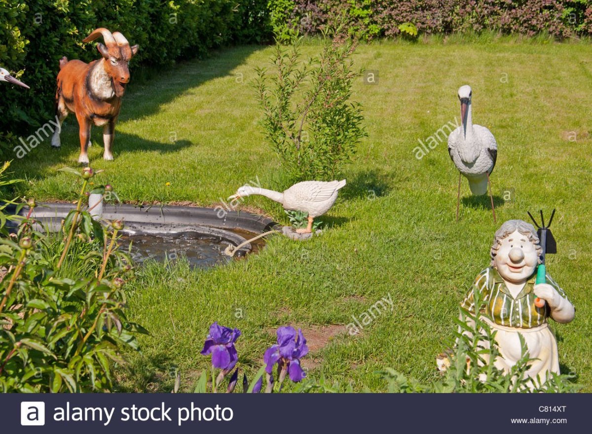 Скульптура на дачном участке