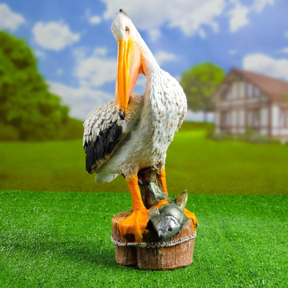 Садовая скульптура Пеликан