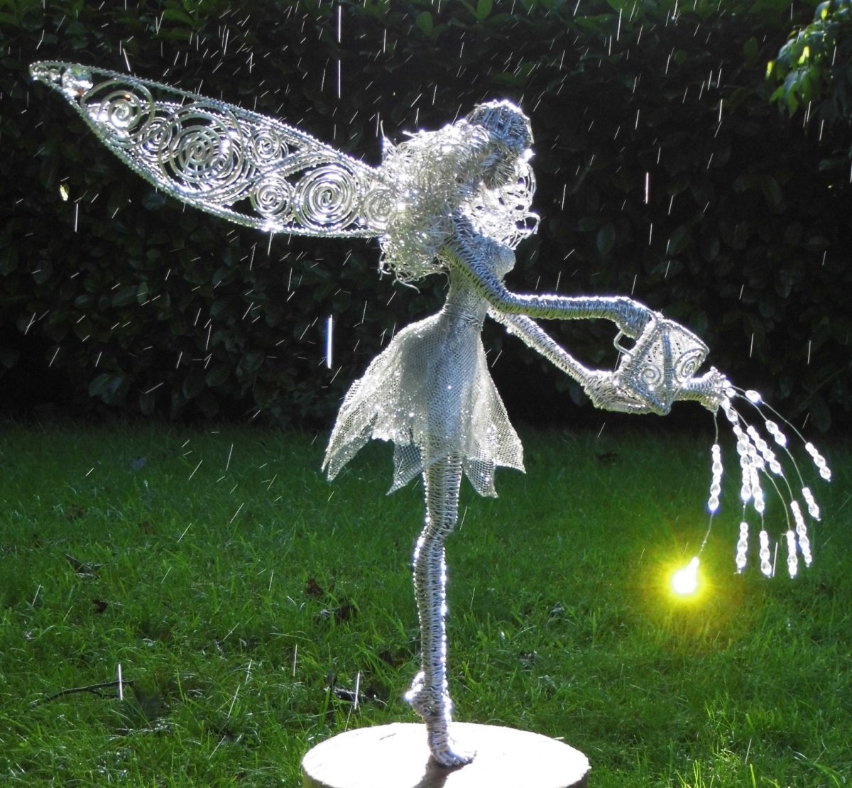 Скульптуры из проволоки для сада