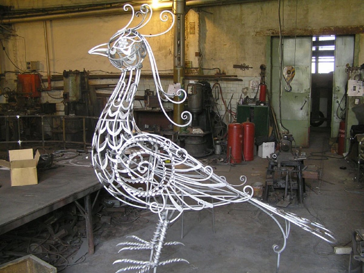 Декоративные изделия из металла