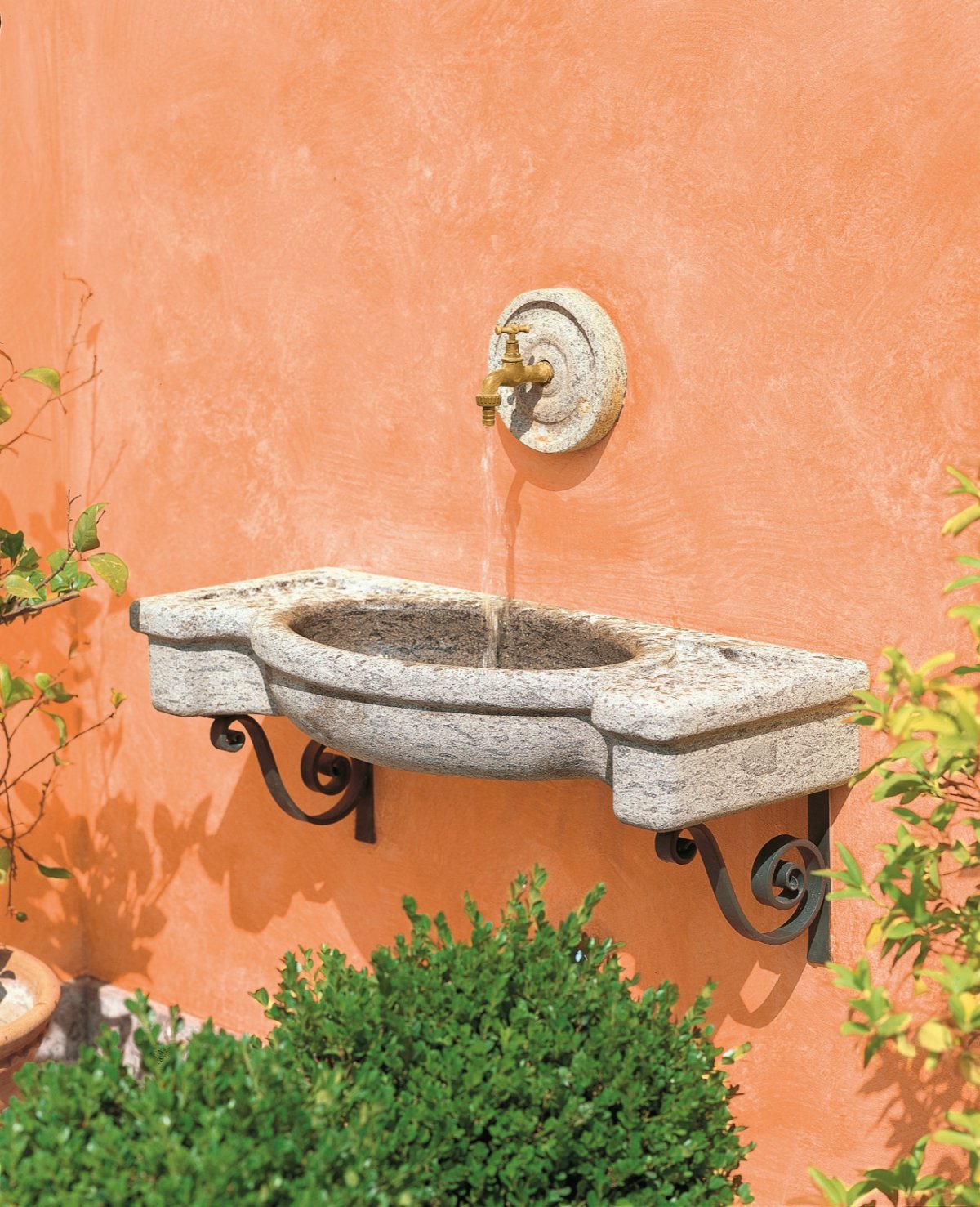 Декор уличной раковины