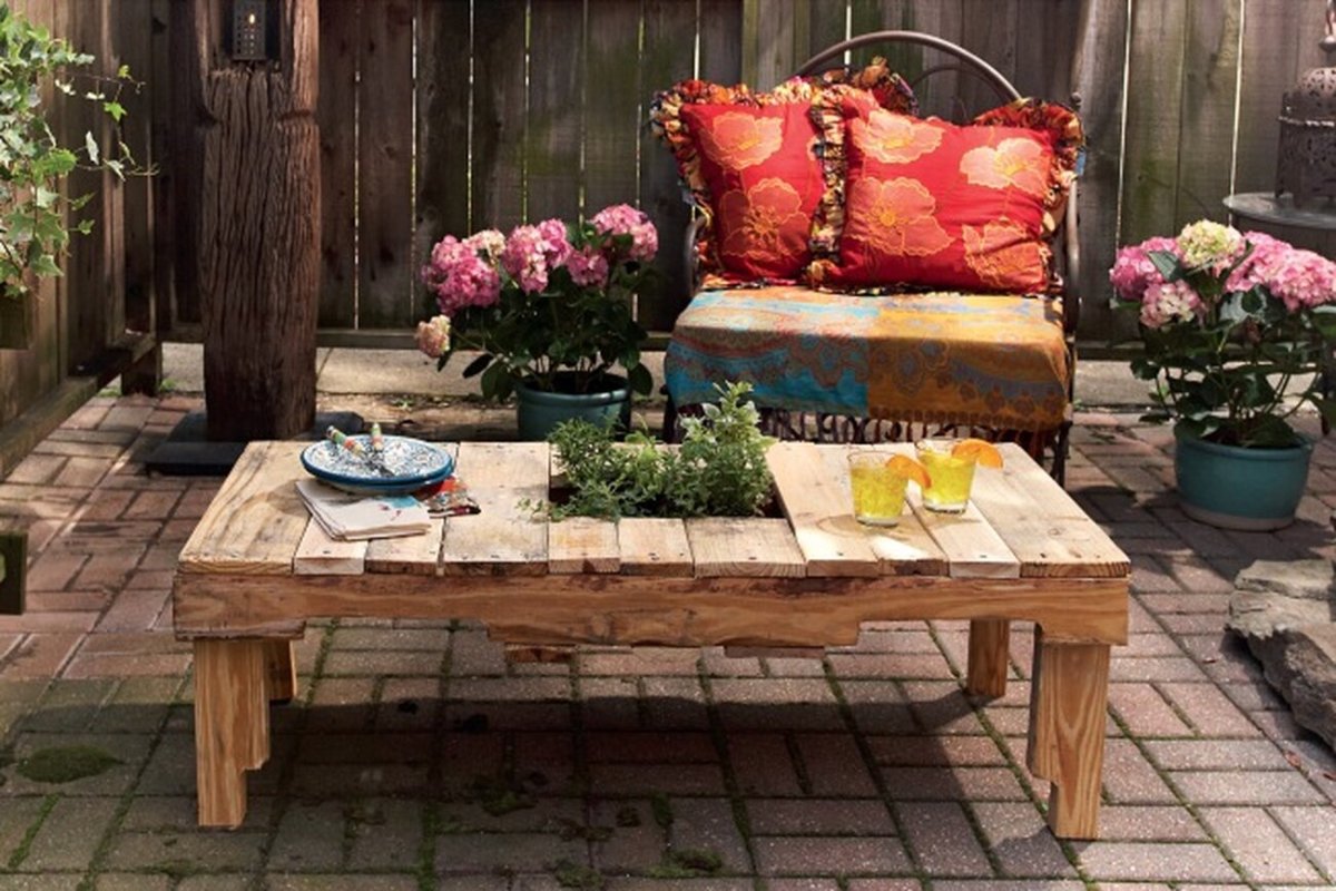 Женский столик своими руками