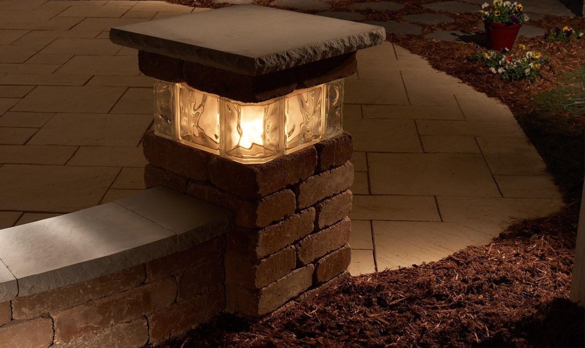 Уличные светильники из бетона