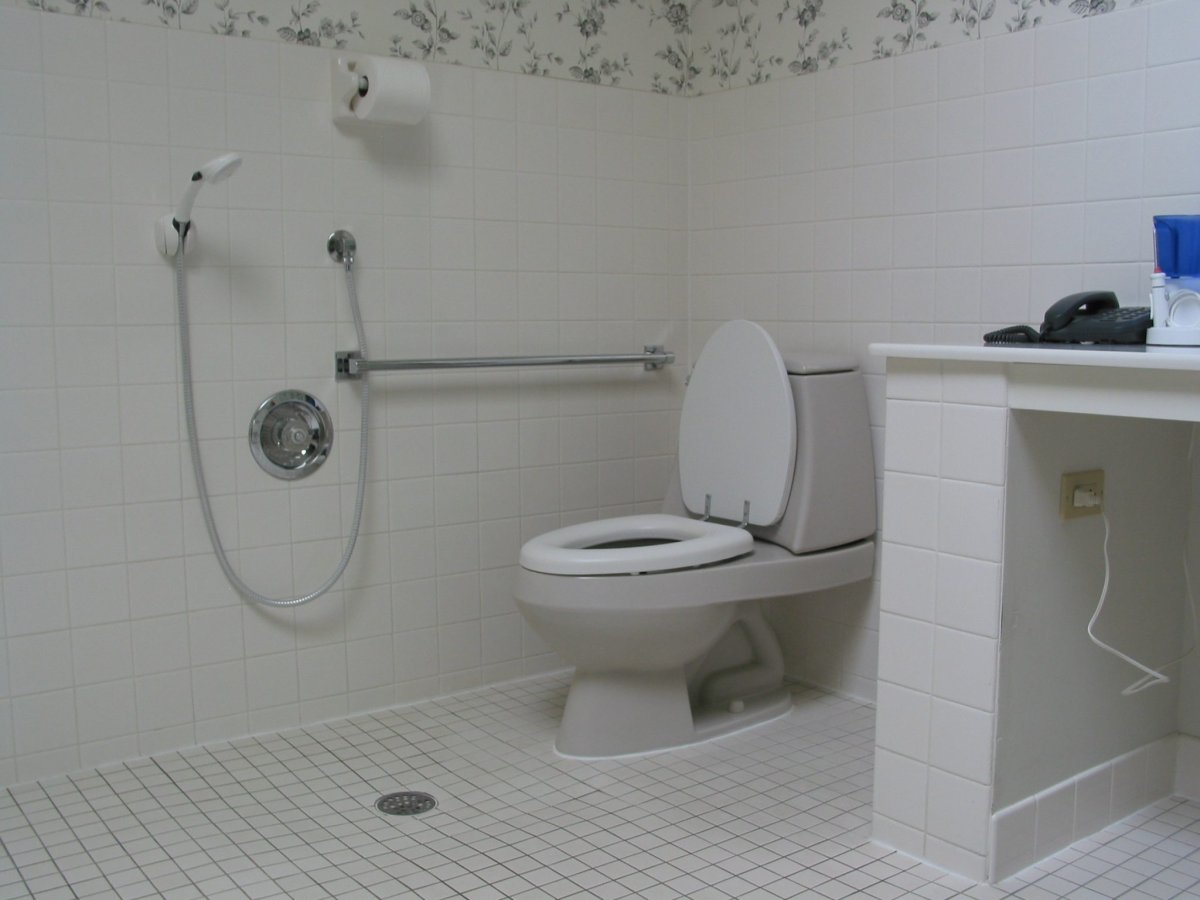 Гигиенический душ в туалете