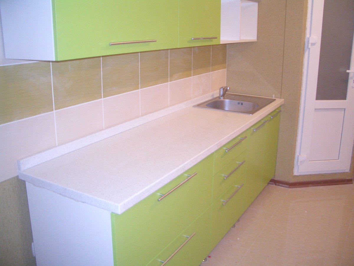 Кухня Выступ столешницы